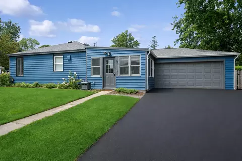 648 E Rockland Rd, Libertyville, IL 60048
