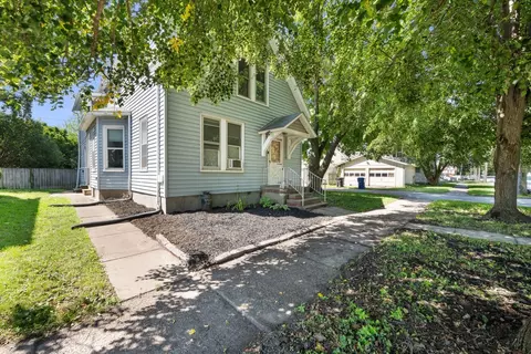 Other - 1118 14th Ave, Moline, IL 61265 photo 3 of 14