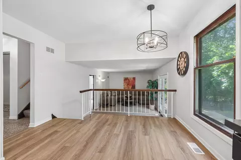 Dining - 17618 Stonebridge Dr, Hazel Crest, IL 60429 photo 2 of 2