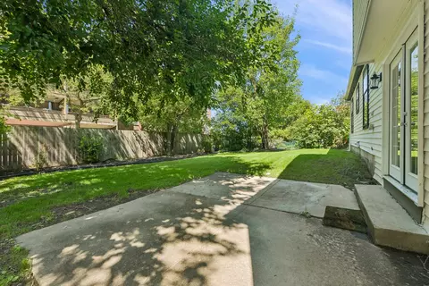 Exterior - 17618 Stonebridge Dr, Hazel Crest, IL 60429 photo 2 of 2