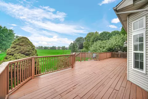 Exterior - 13300 Flagg Dr, Plainfield, IL 60585 photo 4 of 6