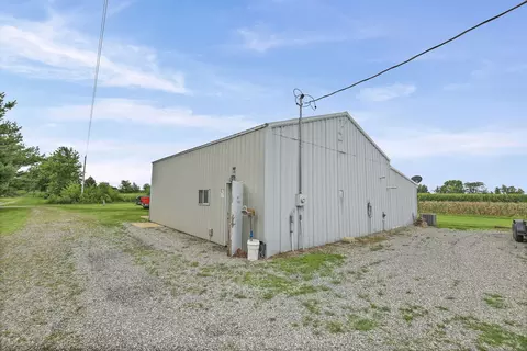 Exterior - 4568 State Route 161 Ext, Kell, IL 62853 photo 8 of 9
