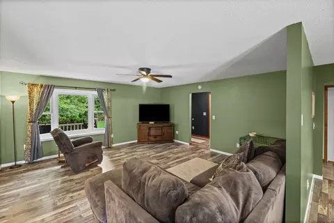 Living - 4568 State Route 161 Ext, Kell, IL 62853 photo 1 of 4