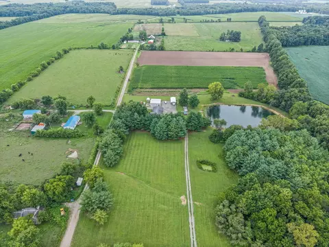 View/Area - 4568 State Route 161 Ext, Kell, IL 62853 photo 4 of 7