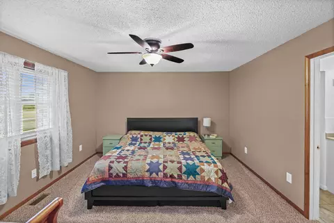 Bedroom - 4568 State Route 161 Ext, Kell, IL 62853 photo 3 of 9