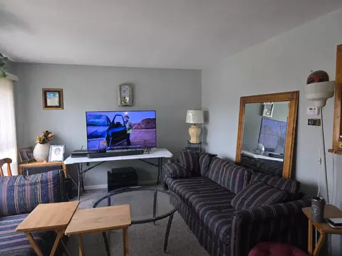 Living - Undisclosed, Burnham, IL 60633 photo 2 of 2