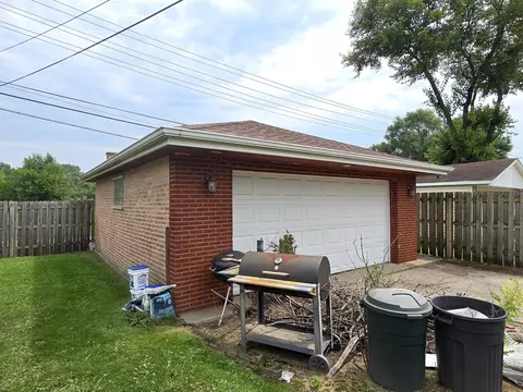 Other - Undisclosed, Burnham, IL 60633 photo 2 of 9