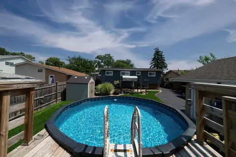 Exterior - 16450 67th Ct, Tinley Park, IL 60477 photo 6 of 9
