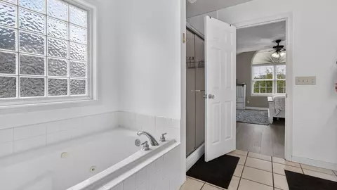 Bath - 2314 Heather Ridge Dr, Normal, IL 61761 photo 4 of 6