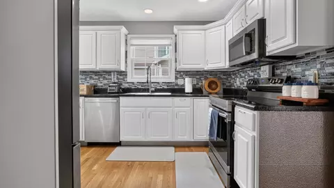 Kitchen - 2314 Heather Ridge Dr, Normal, IL 61761 photo 4 of 4