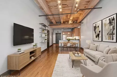 Living - 106 N Aberdeen St #4F, Chicago, IL 60607 photo 1 of 1