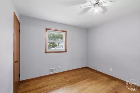Bedroom - 165 E 2740s Rd, Kankakee, IL 60901 photo 2 of 6
