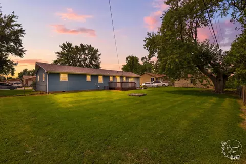 Exterior - 165 E 2740s Rd, Kankakee, IL 60901 photo 4 of 4