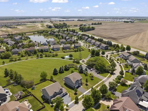 View/Area - 27008 Ashgate Xing, Plainfield, IL 60585 photo 16 of 16
