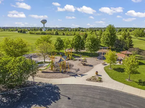 View/Area - 27008 Ashgate Xing, Plainfield, IL 60585 photo 7 of 16
