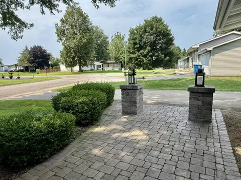 Exterior - 12 Yardley Dr, Spring Valley, IL 61362 photo 3 of 9