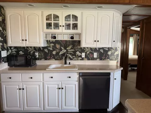 Kitchen - 12 Yardley Dr, Spring Valley, IL 61362 photo 3 of 4