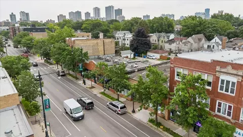 1449 W Devon Ave, Chicago, IL 60660 photo 5
