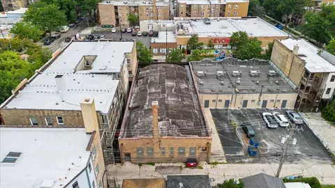 1449 W Devon Ave, Chicago, IL 60660 photo 9