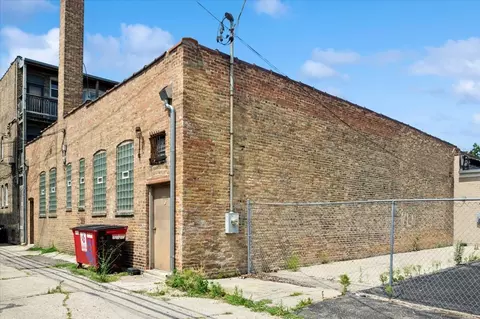 1449 W Devon Ave, Chicago, IL 60660 photo 8