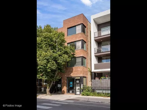 929 N Damen Ave #2, Chicago, IL 60622