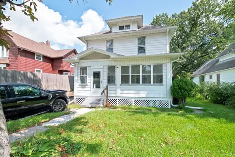 1505 Belle Ave, Davenport, IA 52803