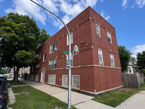 3734 W Iowa Ave, Chicago, IL 60651