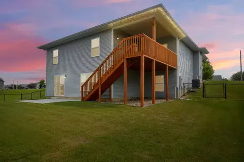 Exterior - 17 Fedor Cir, Bloomington, IL 61705 photo 2 of 7
