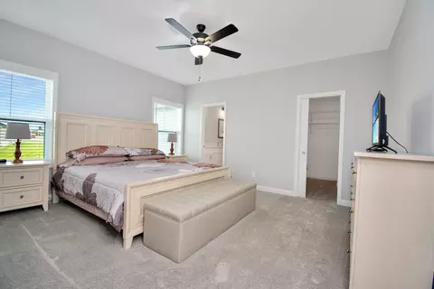 Bedroom - 17 Fedor Cir, Bloomington, IL 61705 photo 1 of 6