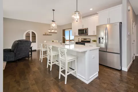 Kitchen - 17 Fedor Cir, Bloomington, IL 61705 photo 8 of 11