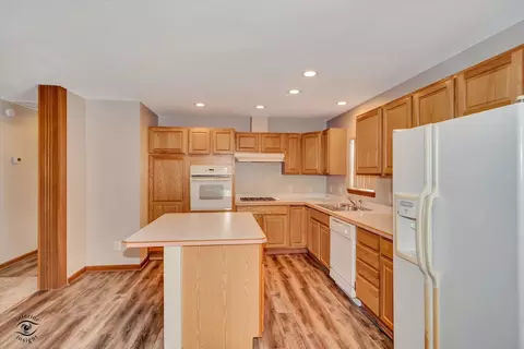 Kitchen - 23336 S Kings Rd, Steger, IL 60475 photo 2 of 3