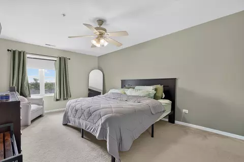 Bedroom - 50 N Bokelman St #534, Roselle, IL 60172 photo 1 of 3
