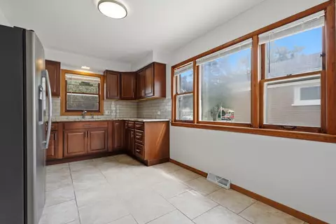Kitchen - 14908 Wabash Ave, Dolton, IL 60419 photo 1 of 2