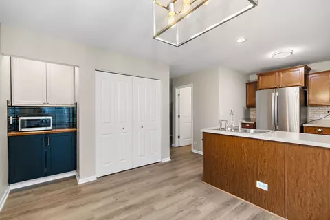 Kitchen - 1753 Ruby Dr, Pingree Grove, IL 60140 photo 3 of 3