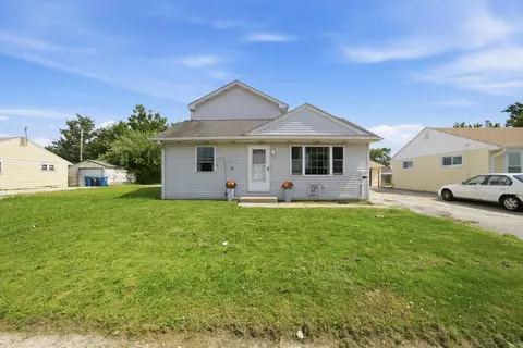 4203 Southwest Hwy, Hometown, IL 60456