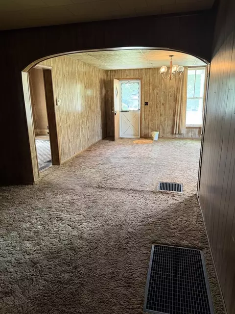 Other - 402 E Keyes St, Du Quoin, IL 62832 photo 2 of 2