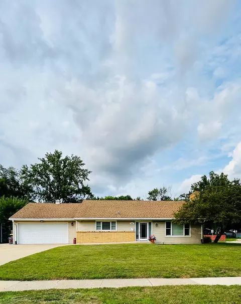 2924 Guilford Rd, Rockford, IL 61107