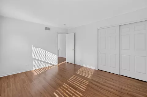 Bedroom - 3020 Chalkstone Ave, Elgin, IL 60124 photo 6 of 8