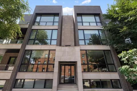 1205 W Montana St #1W, Chicago, IL 60614