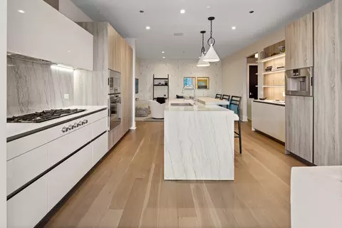 Kitchen - 363 E Wacker Dr #1906, Chicago, IL 60601 photo 5 of 5