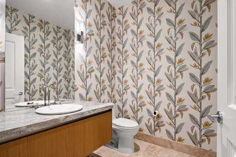 Bath - 363 E Wacker Dr #1906, Chicago, IL 60601 photo 1 of 5