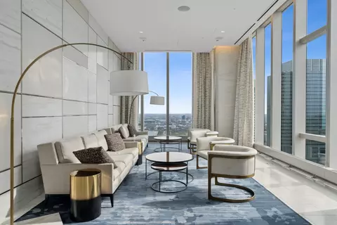 Living - 363 E Wacker Dr #1906, Chicago, IL 60601 photo 8 of 8