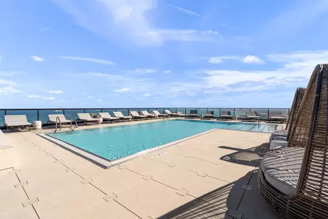 Exterior - 363 E Wacker Dr #1906, Chicago, IL 60601 photo 3 of 3