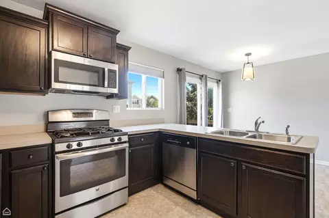 Kitchen - 1665 Windward Dr, Pingree Grove, IL 60140 photo 3 of 3