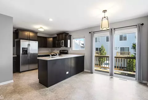 Kitchen - 1665 Windward Dr, Pingree Grove, IL 60140 photo 1 of 3