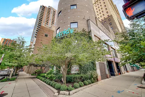 Other - 40 E 9th St #1809, Chicago, IL 60605 photo 1 of 18