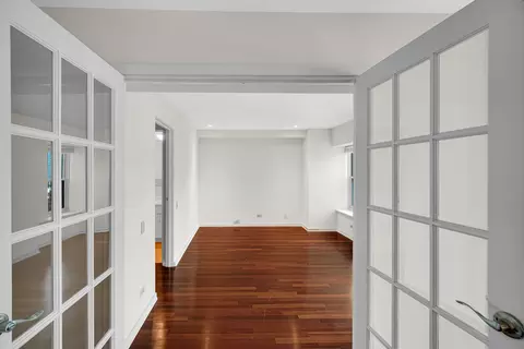 Living - 40 E 9th St #1809, Chicago, IL 60605 photo 7 of 7