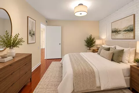 Bedroom - 40 E 9th St #1809, Chicago, IL 60605 photo 1 of 5