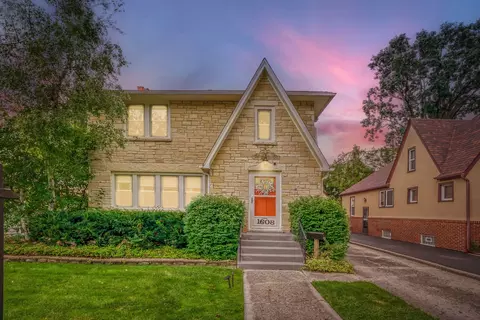 1608 Henry Pl, Waukegan, IL 60085