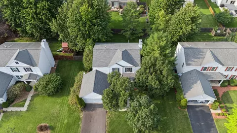 View/Area - Undisclosed, Plainfield, IL 60585 photo 2 of 4